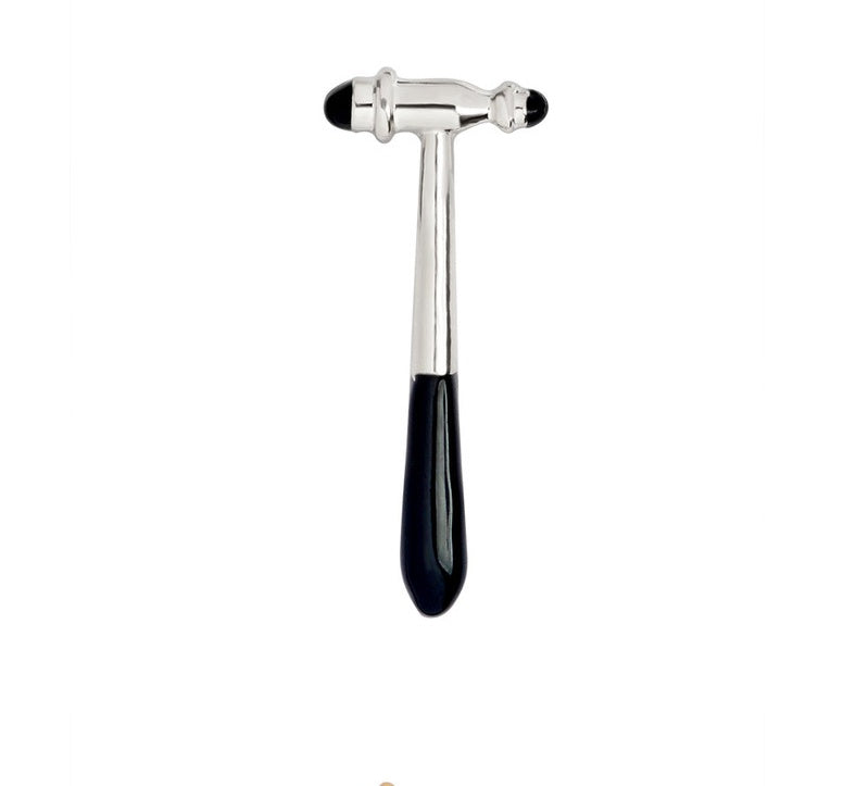 Europe and the United States cross-border new hot sale medical equipment brooch creative laryngoscope alloy micro chapter clothing bag accessories
