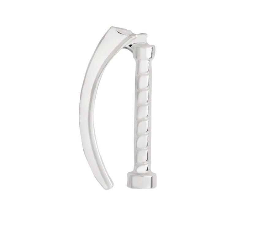 Europe and the United States cross-border new hot sale medical equipment brooch creative laryngoscope alloy micro chapter clothing bag accessories
