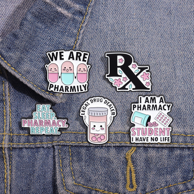 Medical-themed Creative And Unique Cartoon Dentist Badge