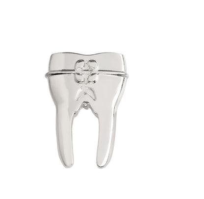 Europe and the United States cross-border new hot sale medical equipment brooch creative laryngoscope alloy micro chapter clothing bag accessories