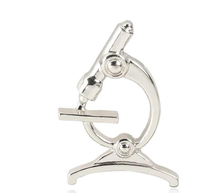 Europe and the United States cross-border new hot sale medical equipment brooch creative laryngoscope alloy micro chapter clothing bag accessories